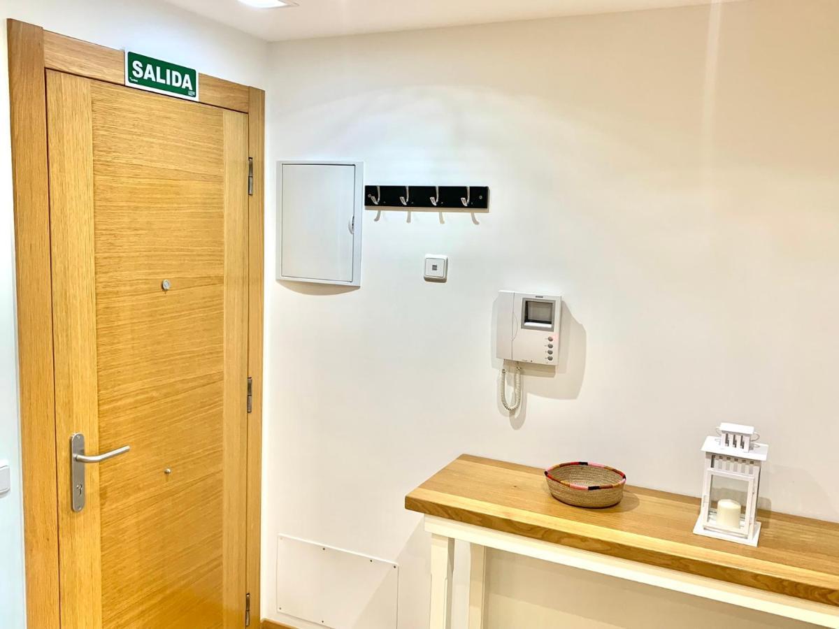 Casa Ferreiros. Parking Y Wifi Incluidos! * Gijón